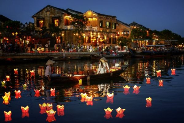 Hoi An Lantern Festival 2.jpg Image Qlyihste