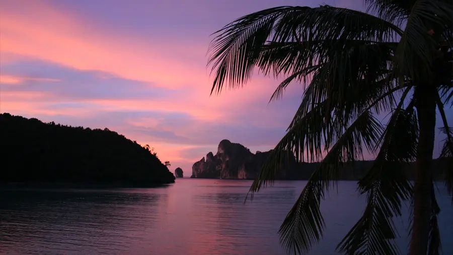 Sunset Phi Phi Island 01